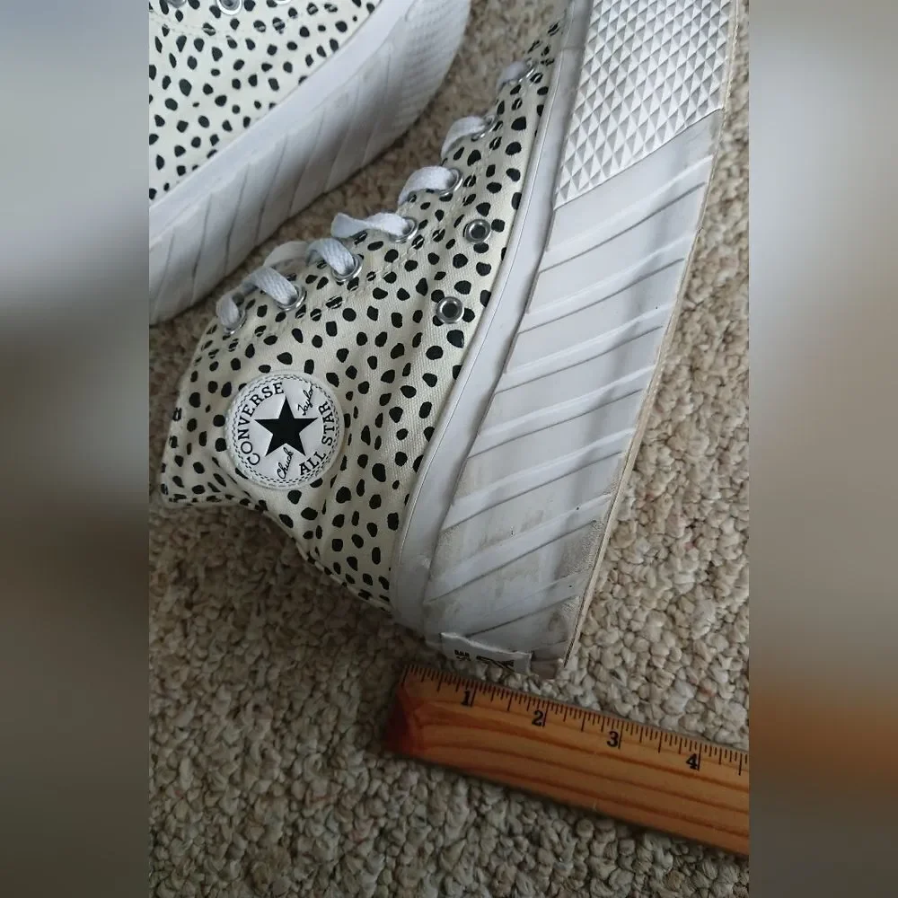 Converse Chuck Taylor All Star Lift 2X Platform Welcome to the Wild size 6